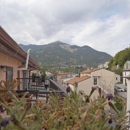 Casa Vacanze Donna Lucia Castel Di Sangro Εξωτερικό φωτογραφία