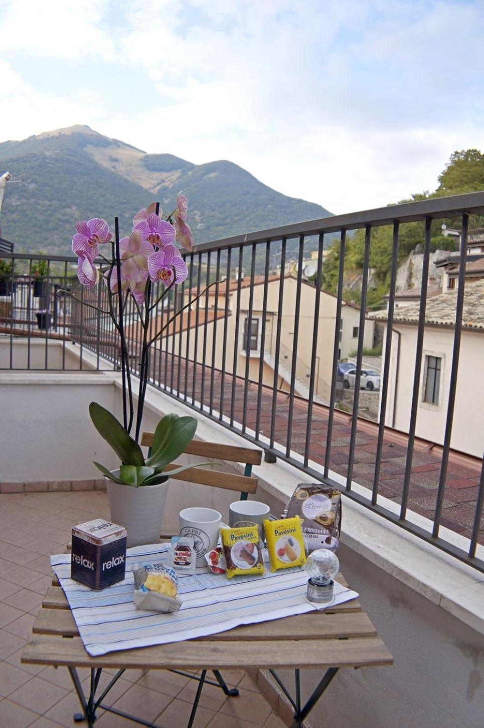 Casa Vacanze Donna Lucia Castel Di Sangro Εξωτερικό φωτογραφία