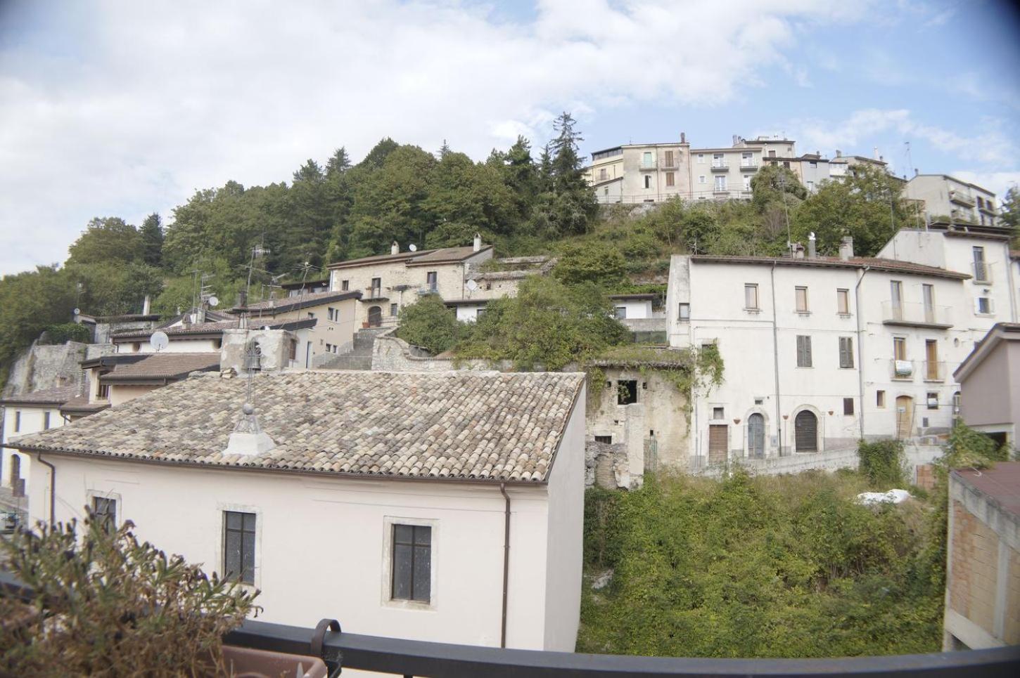 Casa Vacanze Donna Lucia Castel Di Sangro Εξωτερικό φωτογραφία
